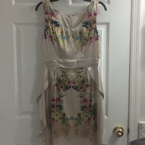 Boutique Silk dress - Picture 2 of 8